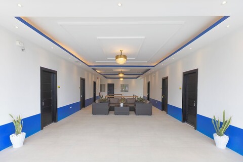 더 스트라이프 호텔