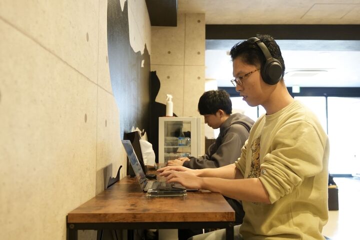 레지 스테이 하트 대표 이미지