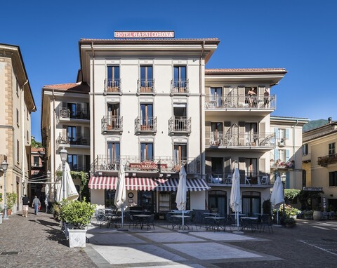 호텔 가르니 코로나