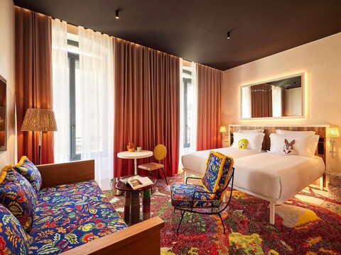 마마 쉘터 니스