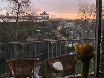 도우루 강이 보이는 포르투 켈리네 집