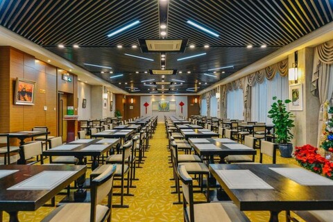 Shanghai Sports University Exchange Center Hotel (Changhai Hospital)