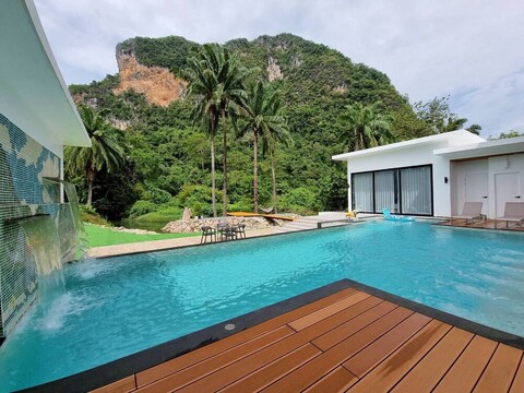 레드 치크 마운틴 빌라