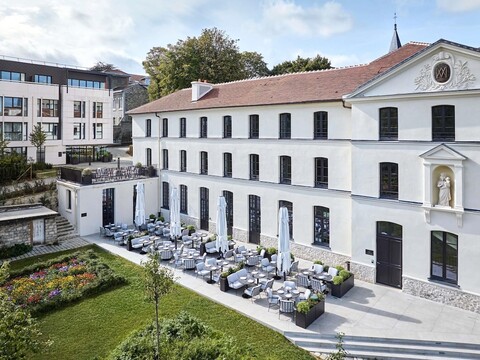 도멘 드 라 레인 마르고 파리-이시 - M갤러리 컬렉션