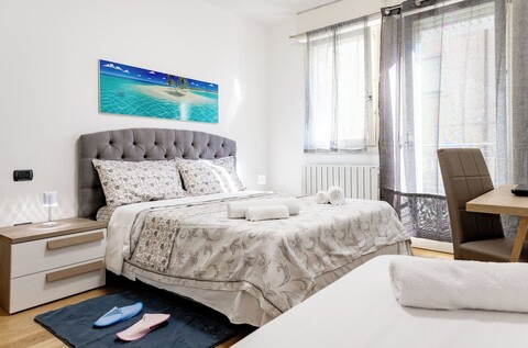 투 베드룸 아파트먼트