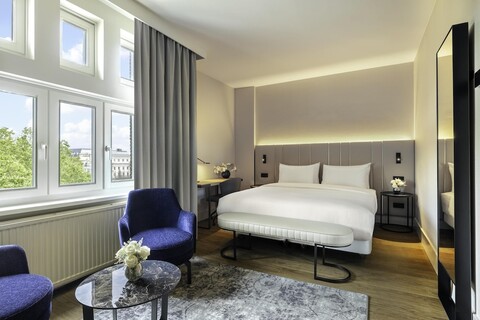 NH 암스테르담 라세플레인