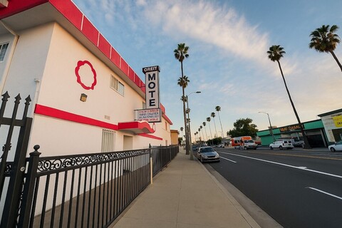 카사 발렌타인 인 - 로스앤젤레스