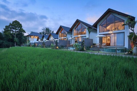 아스카리야 우붓