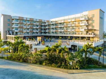 SixtyFifth Destination Resort Hotel