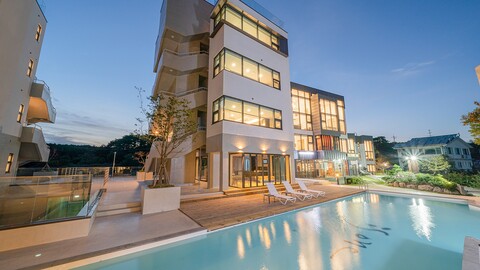 강릉 이즈원풀빌라