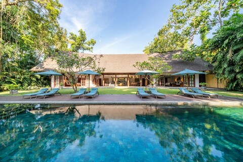 빌라 티르타다리 바이 나쿨라