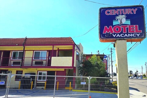 센추리 모텔 부에나 파크 애너하임 I-5
