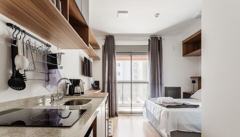 HMO - 수영장이 있는 빌딩의 풀랭스 스튜디오