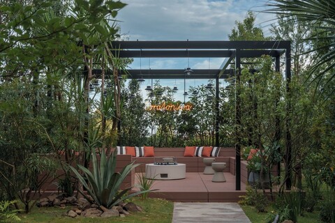 소라토니와 아타미 이즈산