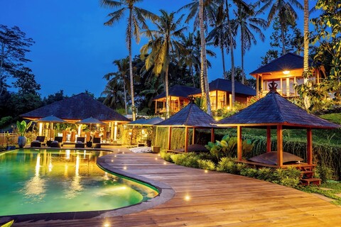 타만 스와르가 빌라 리조트 & 스파 시데멘