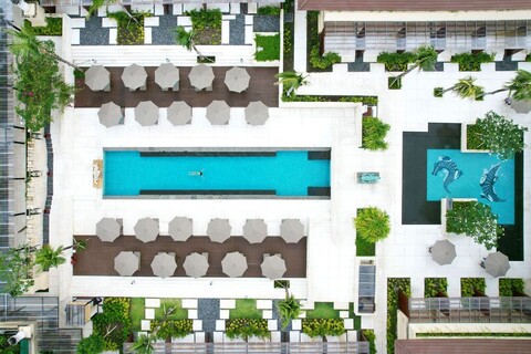 노보텔 발리 베노아