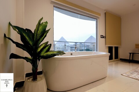 카사블랑카 피라미드 인