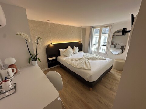 오페라 도빌 호텔