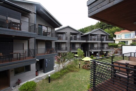 경주 노벨라펜션 별둘(경주월드 인근)