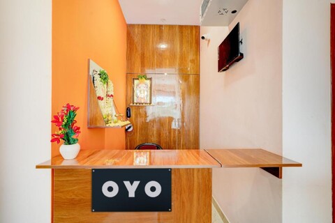 Hotel O R R Comforts Boarding and Lodging