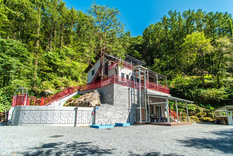 영월 모닥불펜션