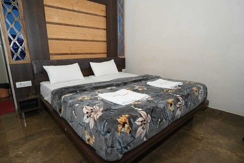 라지 마할 호텔