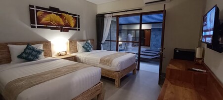 쿠부나쿠 사누르 발리