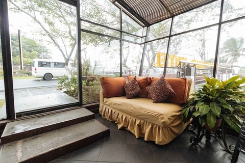 Reddoorz @ The Ridge Tagaytay City