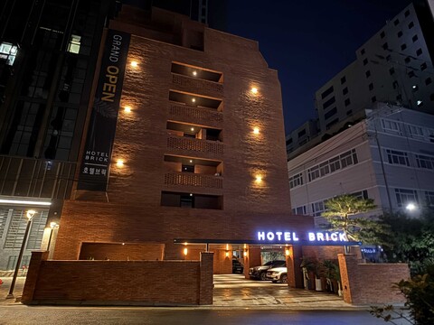 서초 호텔 브릭