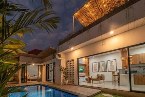 2Beds Tropical Villa with Rooftop Paddy Field View