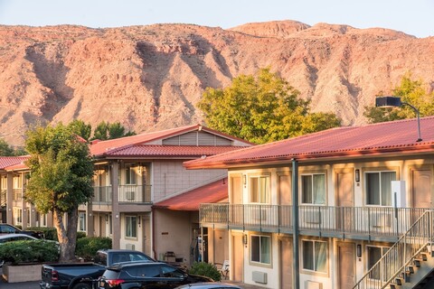 호텔 모압 다운타운