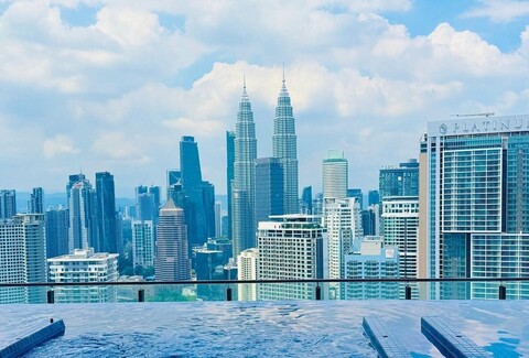 더 콜로니 바이 인피니툼 KLCC 아우라 스위트