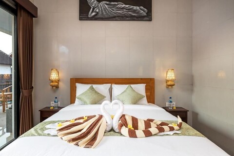 The Tis Guesthouse and Hostel