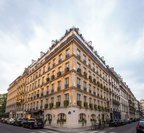 오텔 봉수아 마담