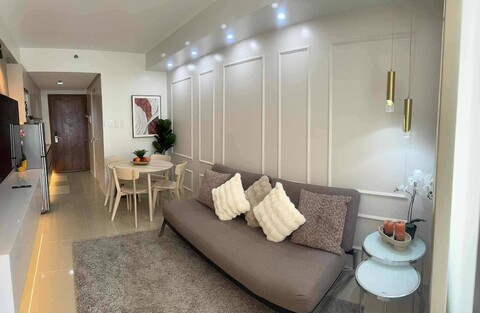 스칸디 스타일의 파사이 아파트먼트 렌트 - 발코니 있음, 몰 오브 아시아 전망 전체 주택