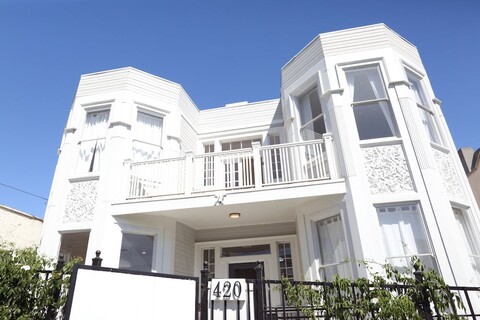 더 벌링턴 호텔