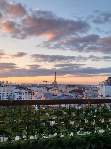 [빠리누나] 파리 감성 에펠 뷰 담은 발코니 아파트(독채)