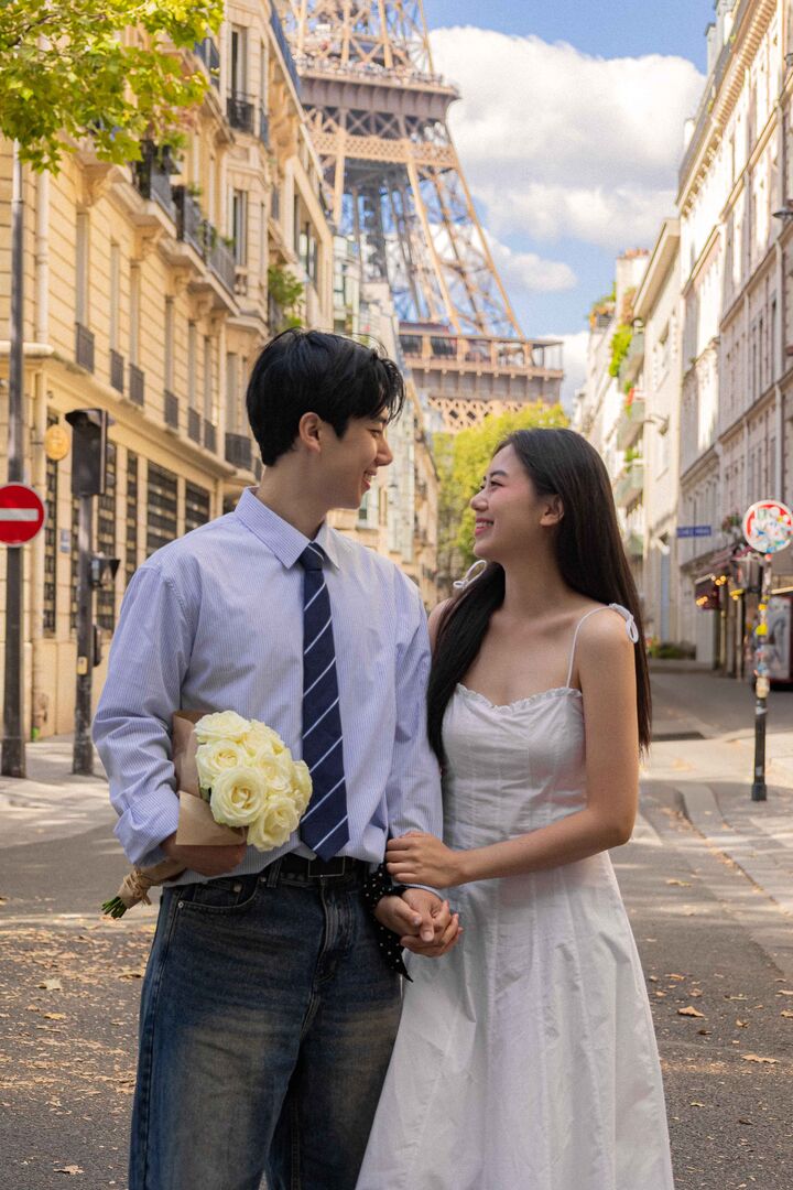 [🎉신규오픈 20%할인] 여성작가와 함께하는, 파리 아이폰스냅 (2장소/30분)-i
