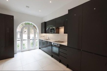 트리마제 런던  (구 뉴킹스 BNB)