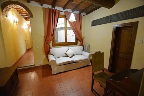 피렌체 산마르코 바실리카 인근 독채(Piazza San Marco)