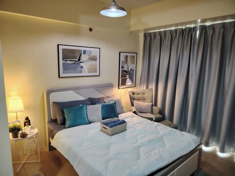 뉴포트 불러바드 아파트먼트