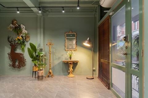 라 오르 헤리티지 스위트, MRT 후아람퐁