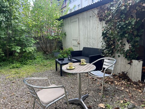 베른역에서 걸어서 15분, 숲에서 30초, 정원이 있는 낭만 숙소