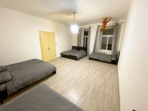 프라하 메인광장 아파트먼트  (저녁 무료 치킨 야식)