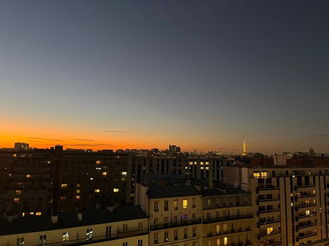 에펠탑이 보이는 집