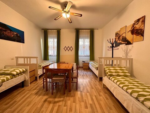 밀라노 중앙역 해피하우스