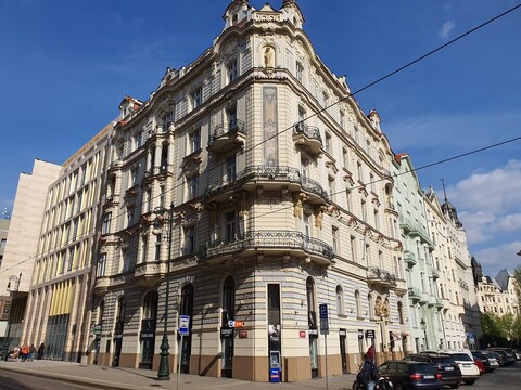 우리들의 프라하 아파트먼트