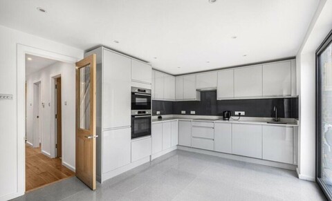 영국 신사 민박- 게스트 하우스 본점(샤워실2개)