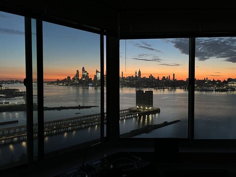 뉴욕뷰(NY VIEW) – 여성 전용 도미토리