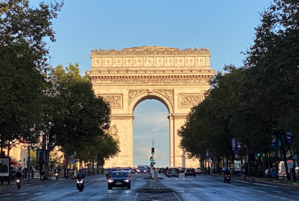 파리 트레비앙 에뚜알 1호점